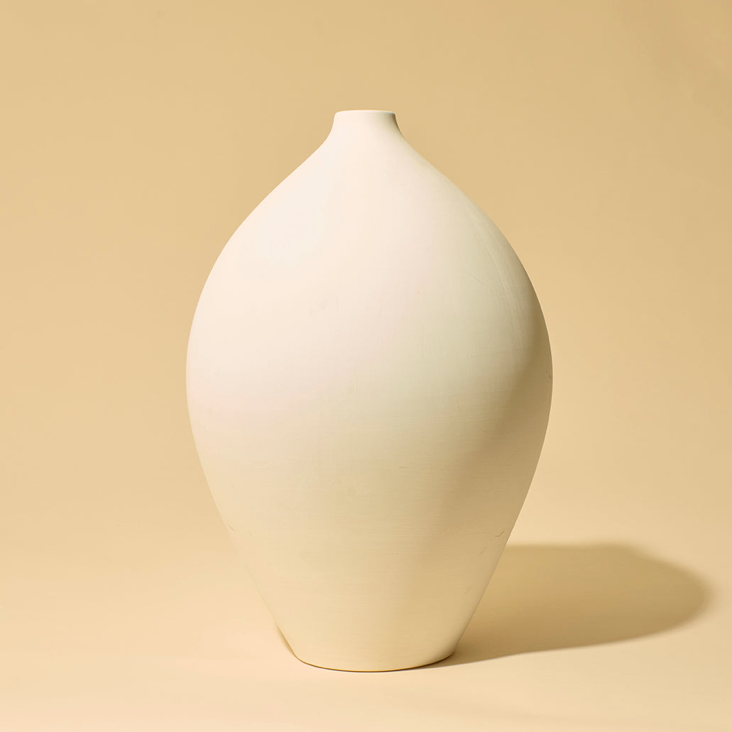 Hånddrejet stor vase